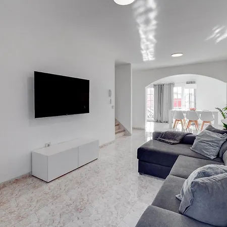 Ferienhaus Bonita Casa Nina Con Jacuzzi By Paramount Holidays